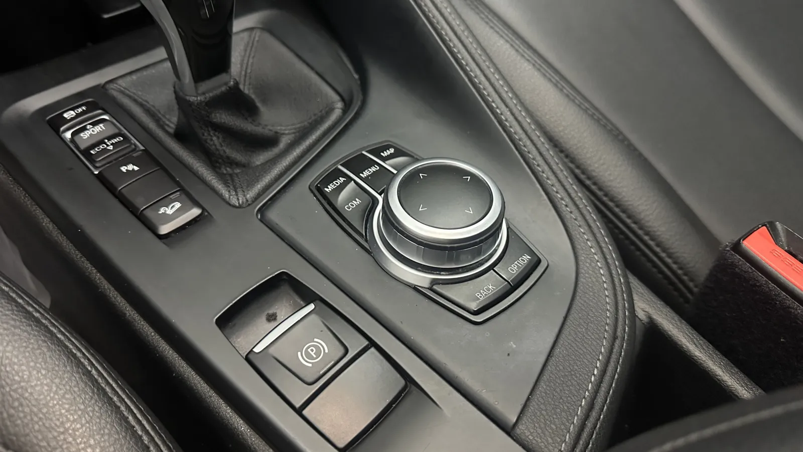 BMW X1 photo 14