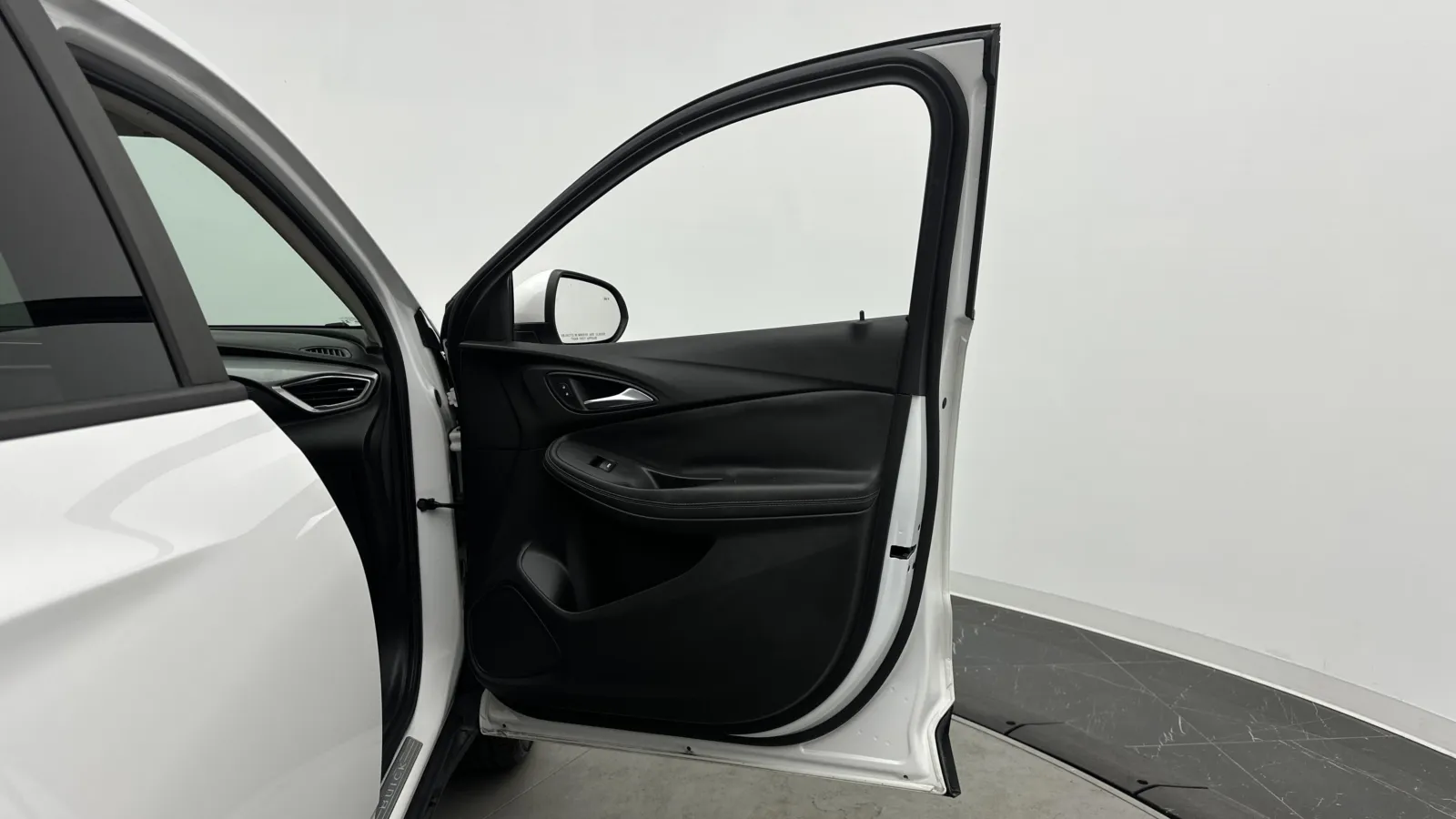 Buick Encore GX photo 35
