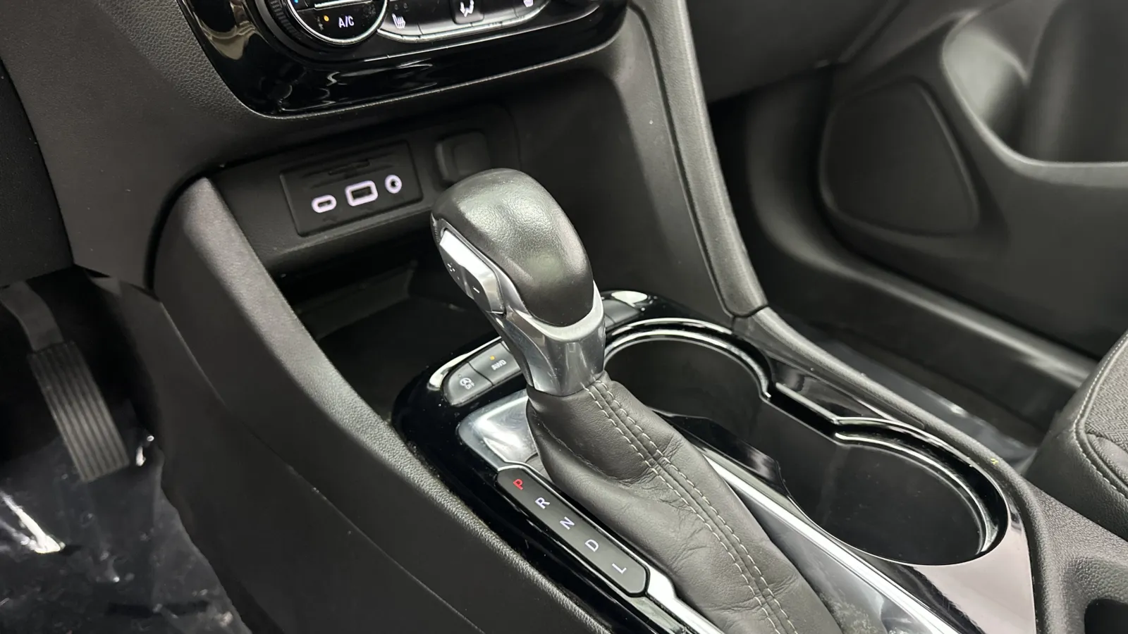 Buick Encore GX photo 18