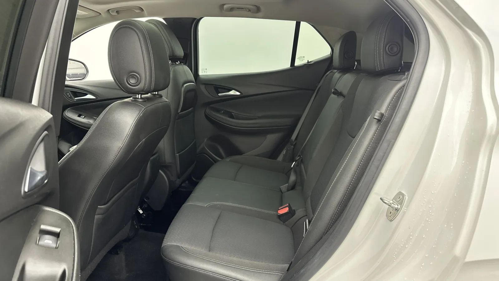 Buick Encore GX photo 25
