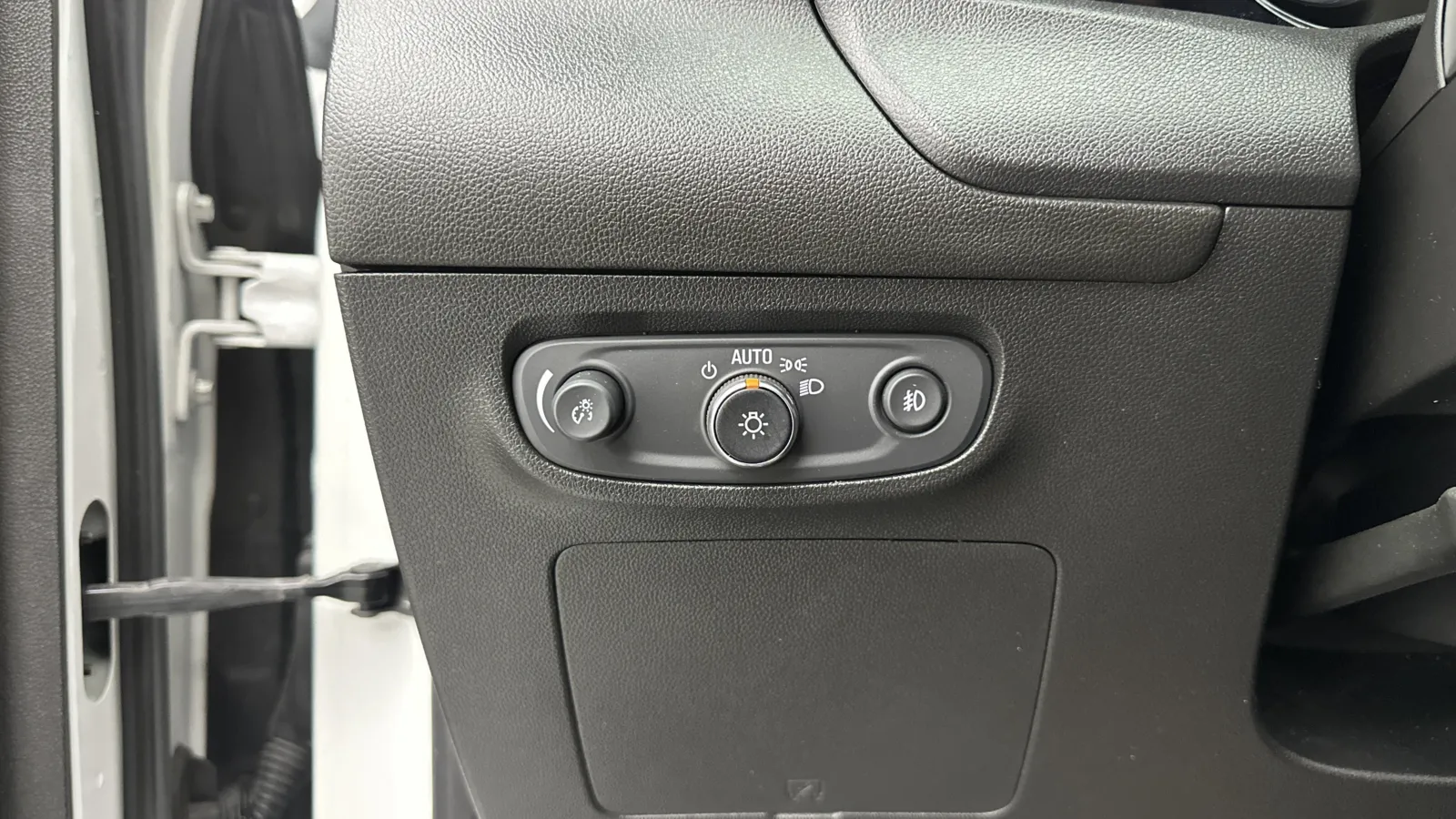 Buick Encore GX photo 17