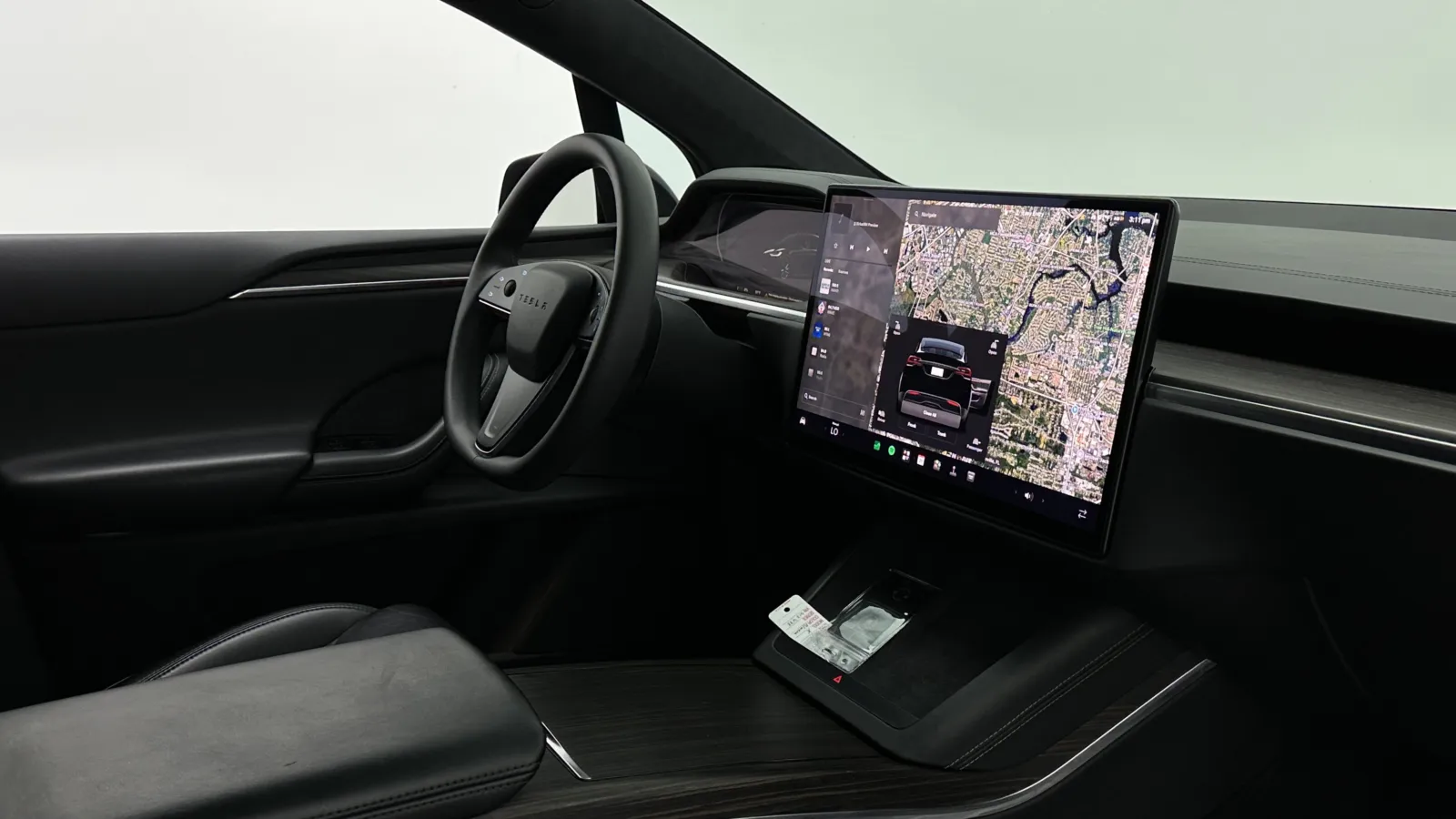 Tesla Model X photo 36