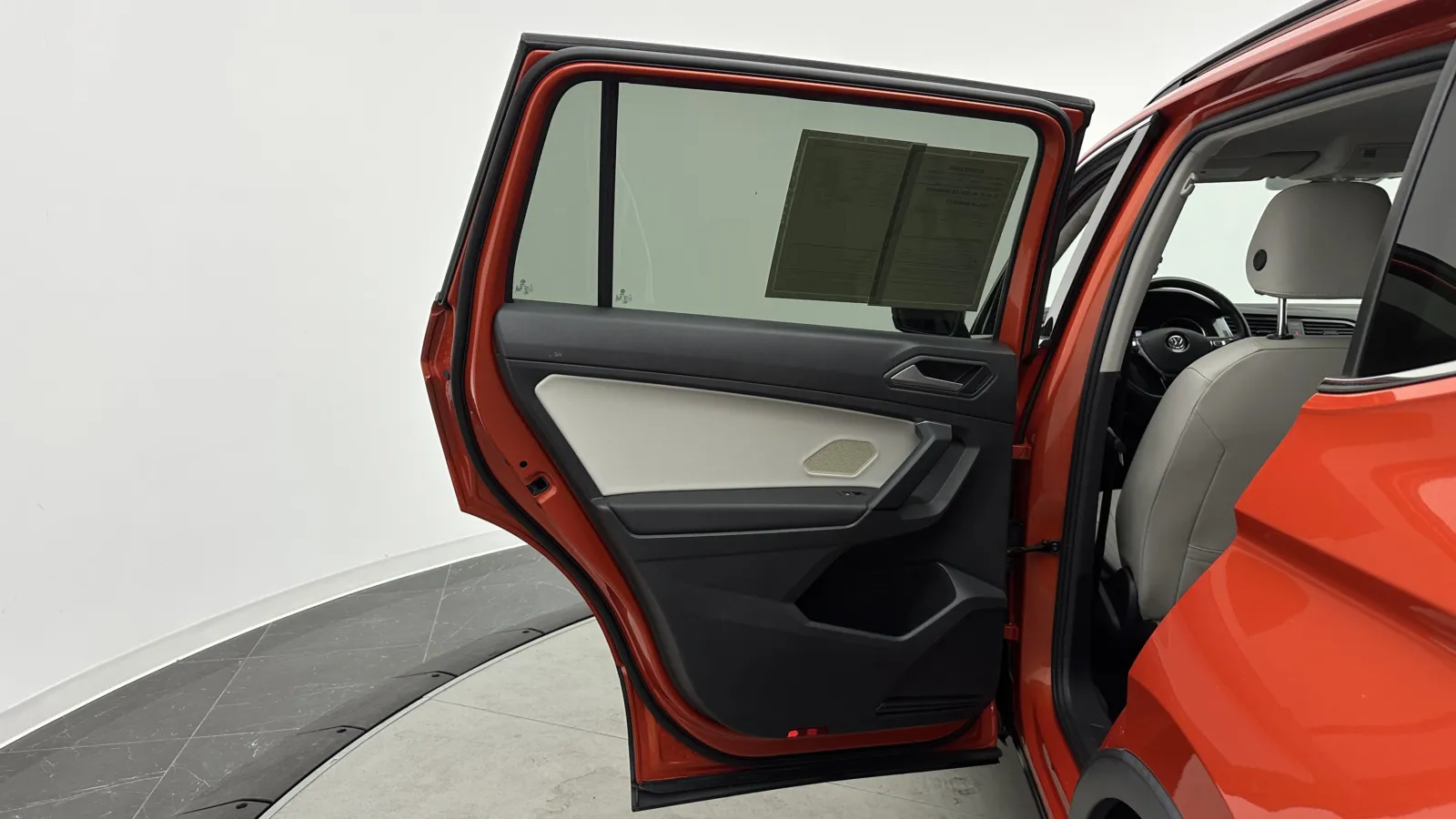 Volkswagen Tiguan photo 24
