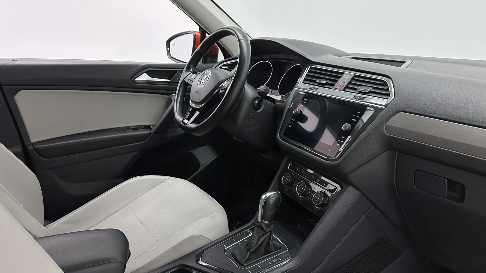 Volkswagen Tiguan photo 33