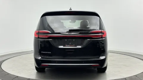 More photos of 2023 Chrysler Pacifica Touring L at Auto Boutique Florida, FL