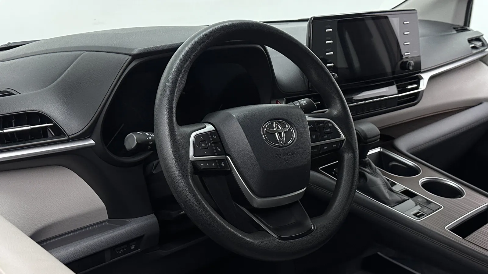 Toyota Sienna photo 8