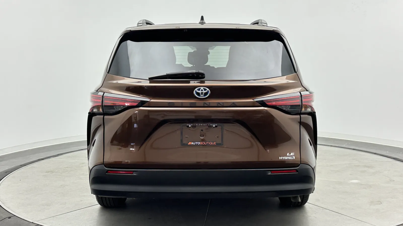 Toyota Sienna photo 6