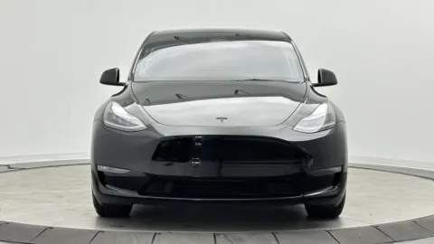 More photos of 2022 Tesla Model Y Performance at Auto Boutique Florida, FL