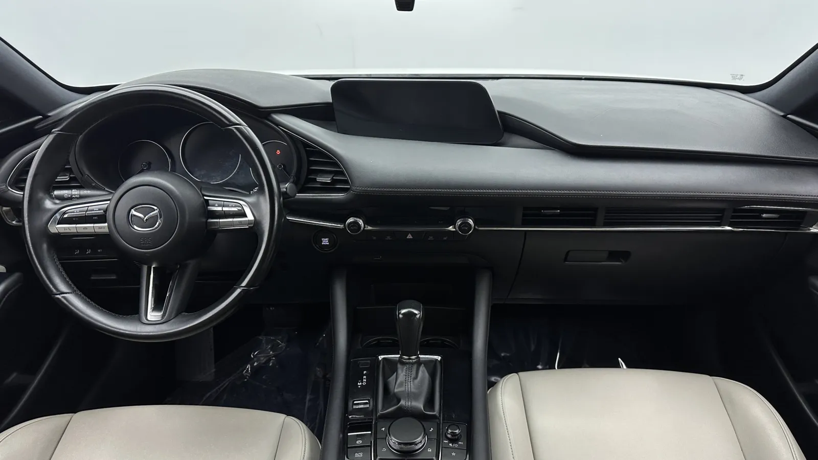 Mazda Mazda3 photo 32