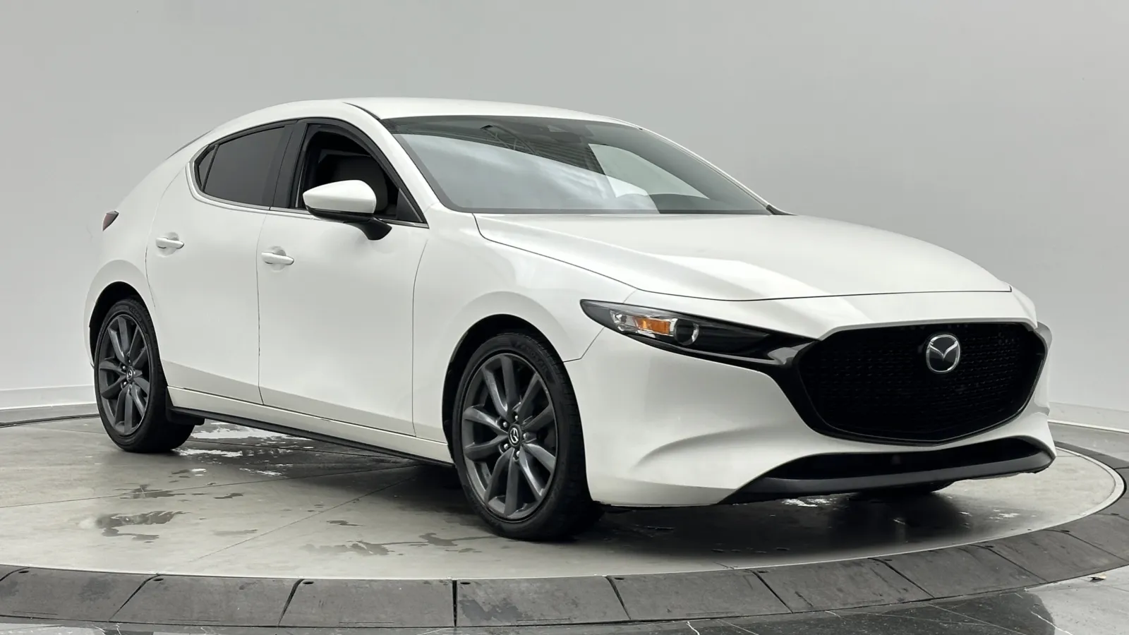 Mazda Mazda3 photo 3