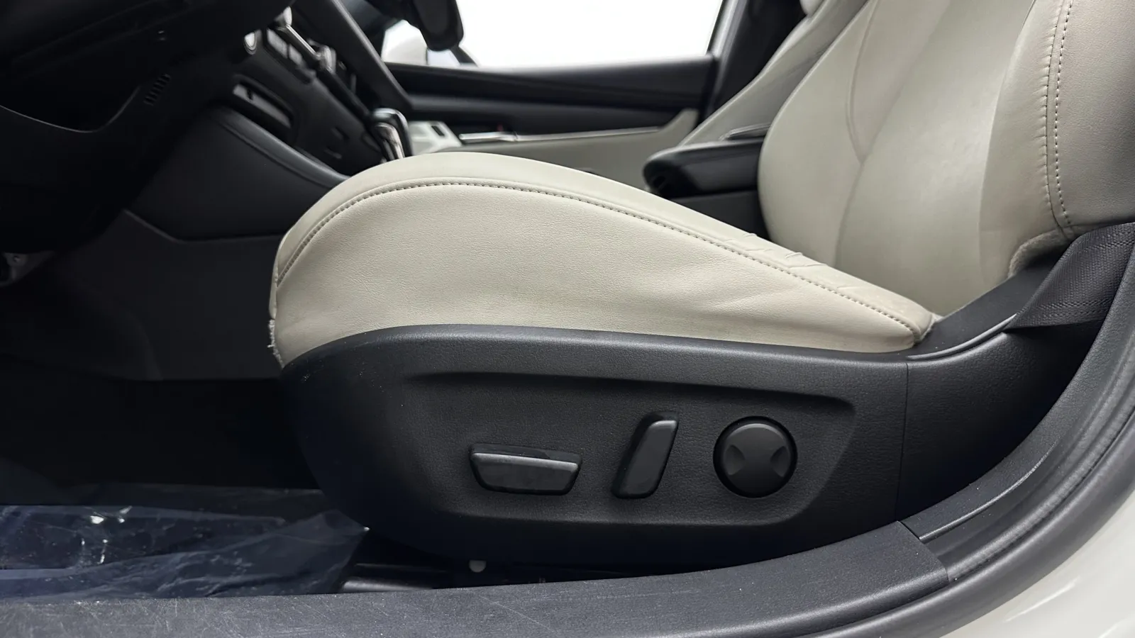 Mazda Mazda3 photo 13