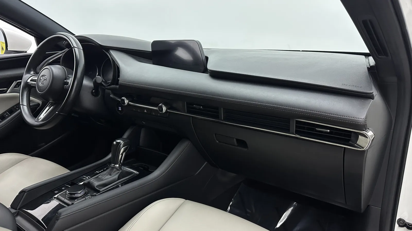 Mazda Mazda3 photo 37