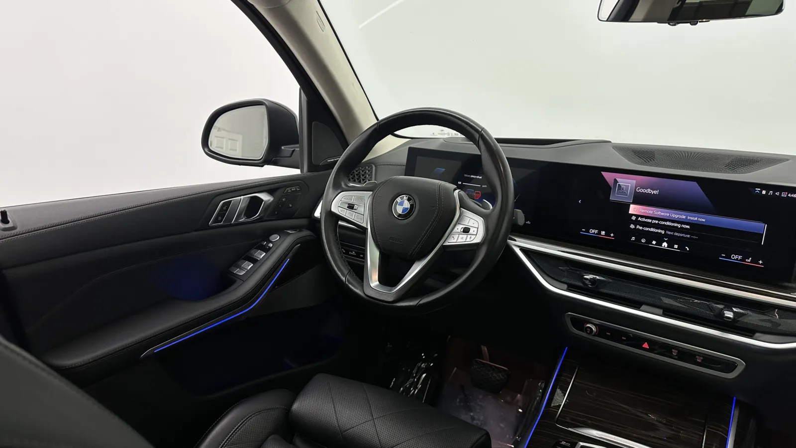 BMW X7 photo 43