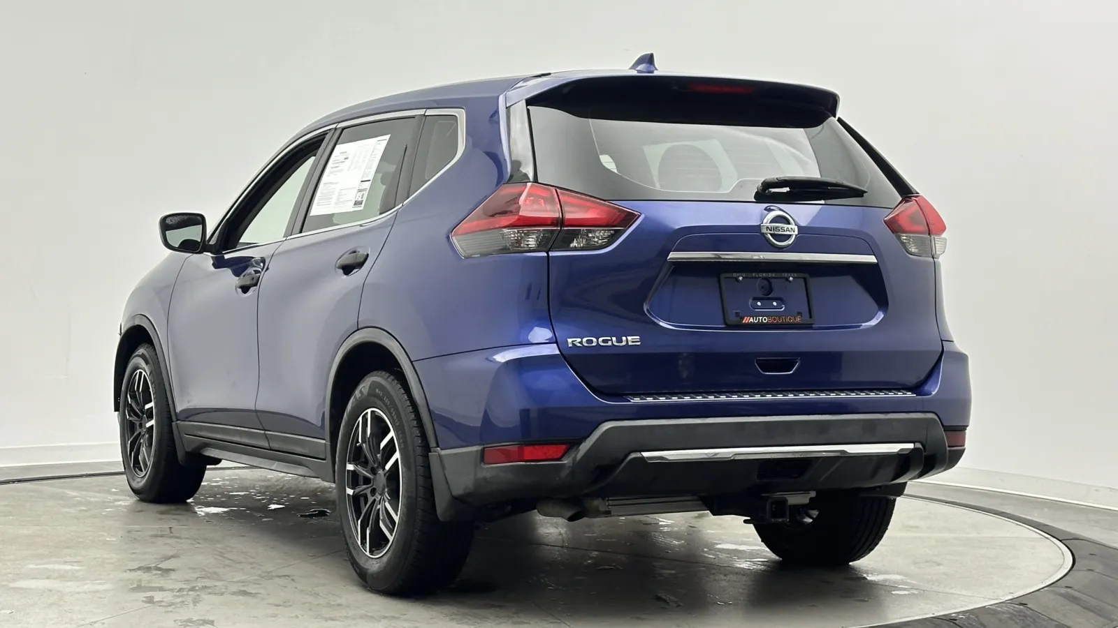 Nissan Rogue photo 5