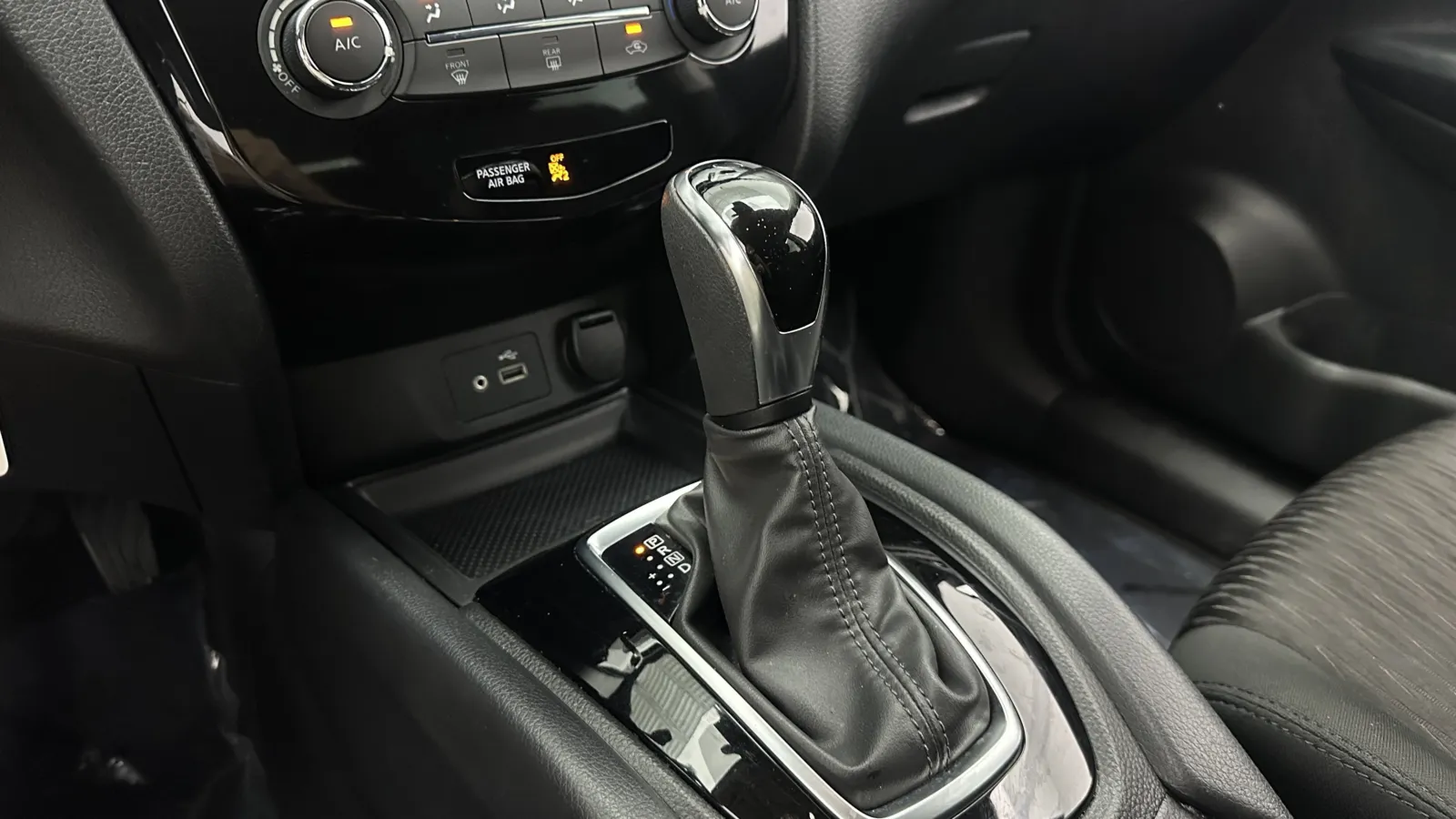 Nissan Rogue photo 13