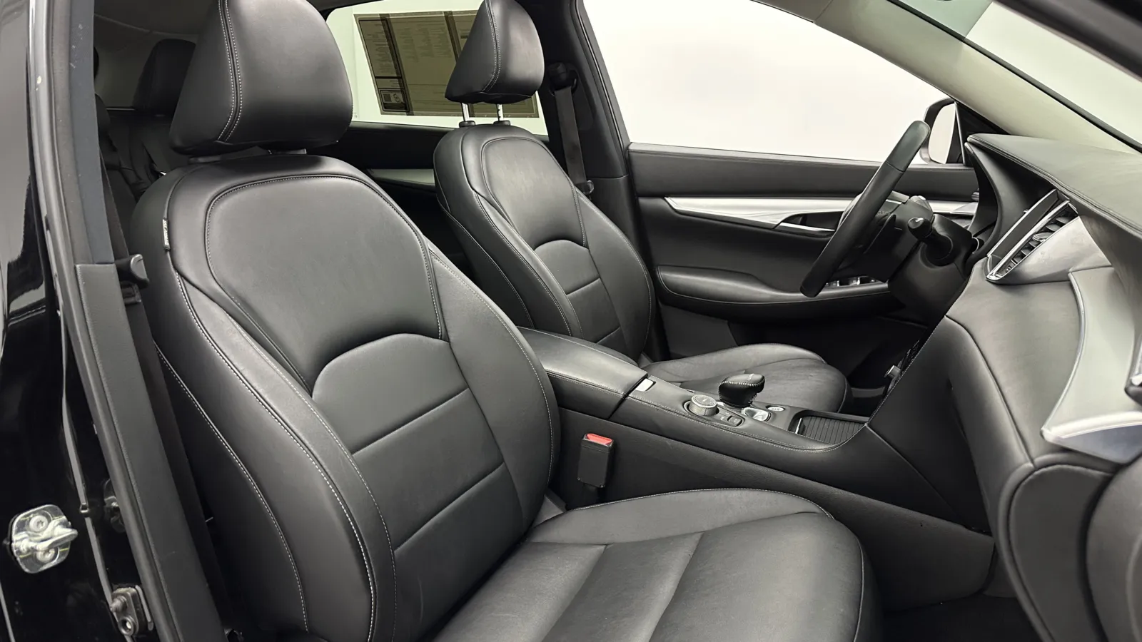 Infiniti QX50 photo 39