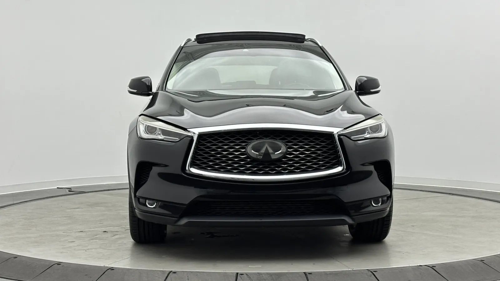 Infiniti QX50 photo 2