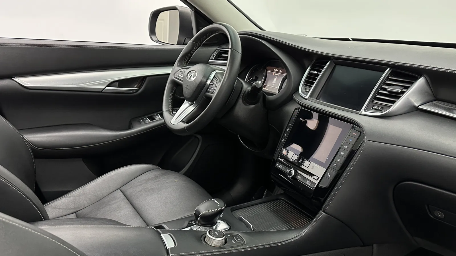 Infiniti QX50 photo 36