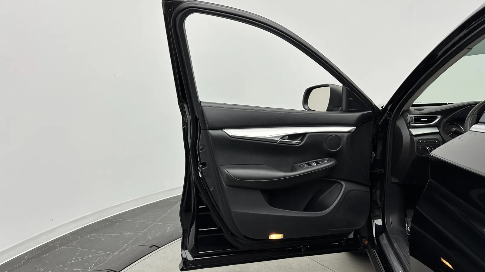Infiniti QX50 photo 11
