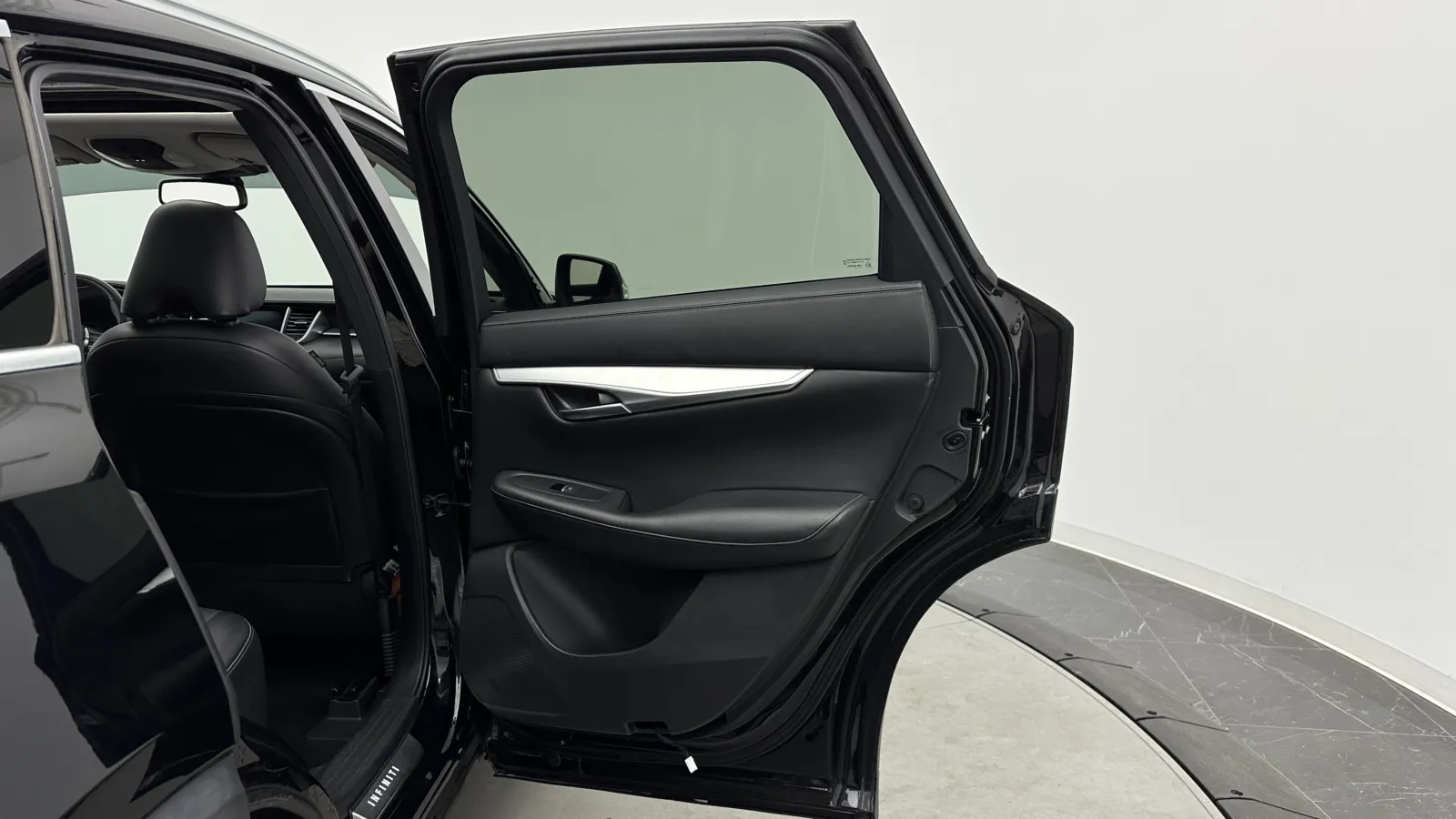 Infiniti QX50 photo 29