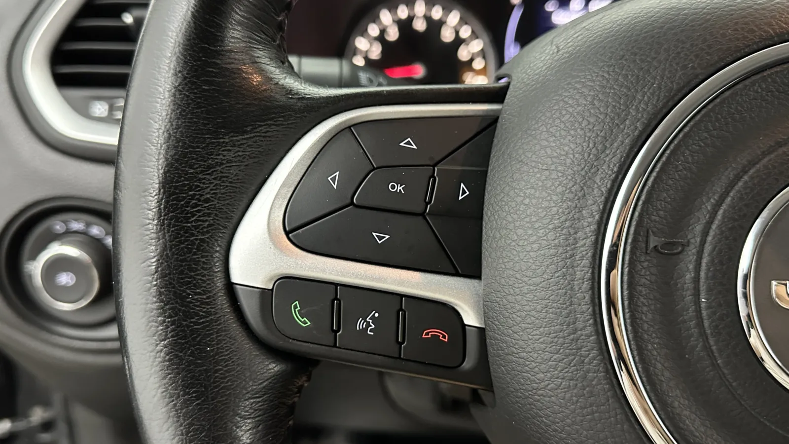 Jeep Renegade photo 19