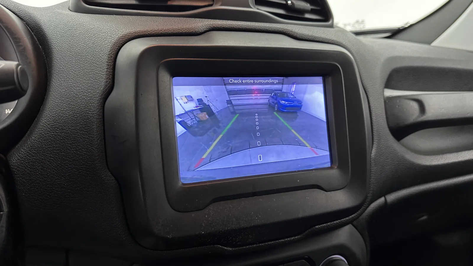 Jeep Renegade photo 17
