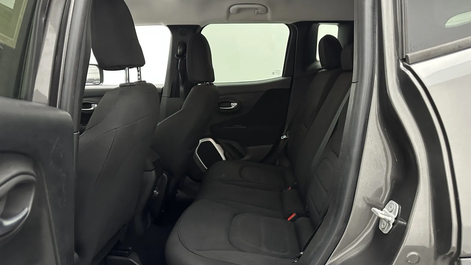 Jeep Renegade photo 21
