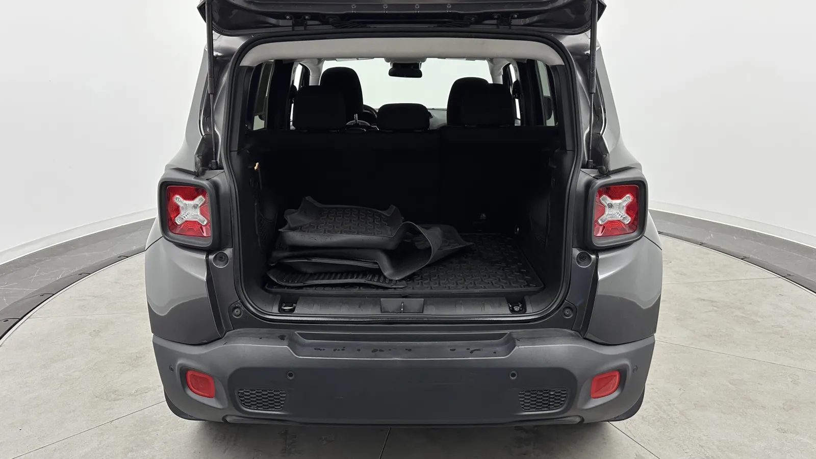 Jeep Renegade photo 23