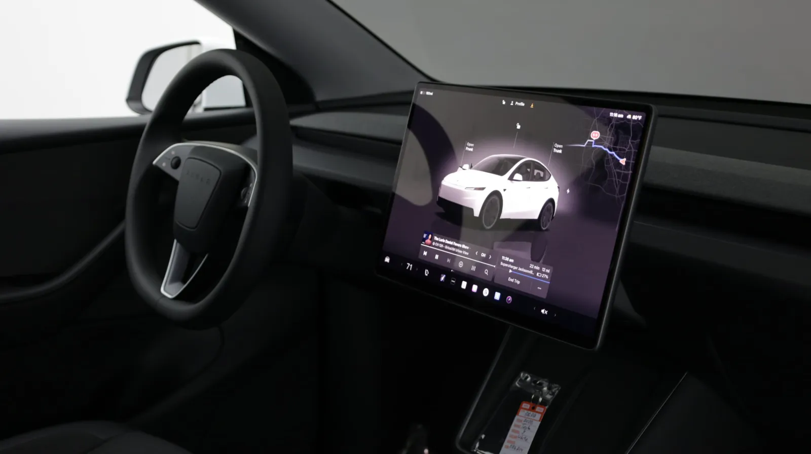 Tesla Model Y photo 34