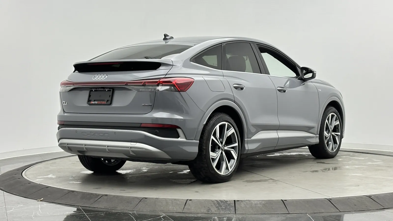 Audi e-tron Sportback photo 8