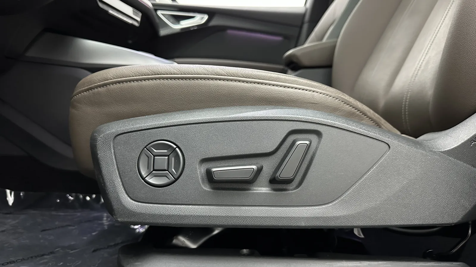 Audi e-tron Sportback photo 17