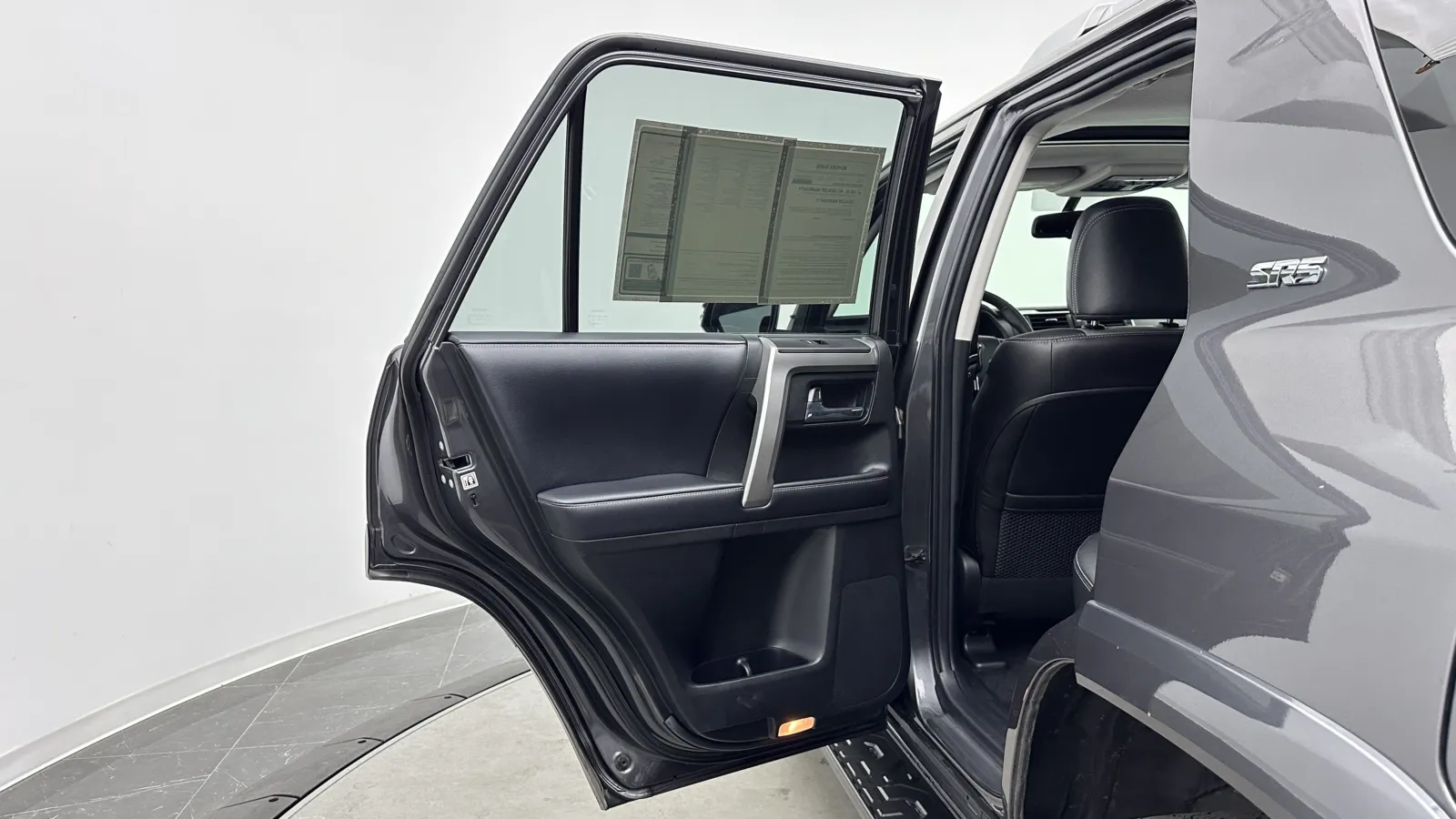 Toyota 4Runner photo 26