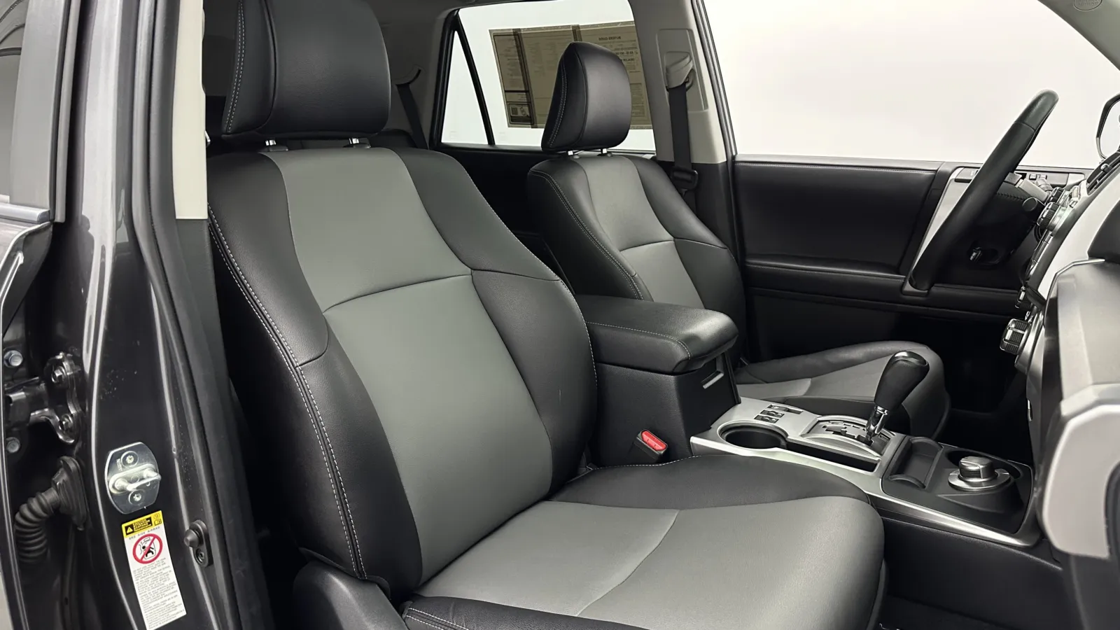 Toyota 4Runner photo 38