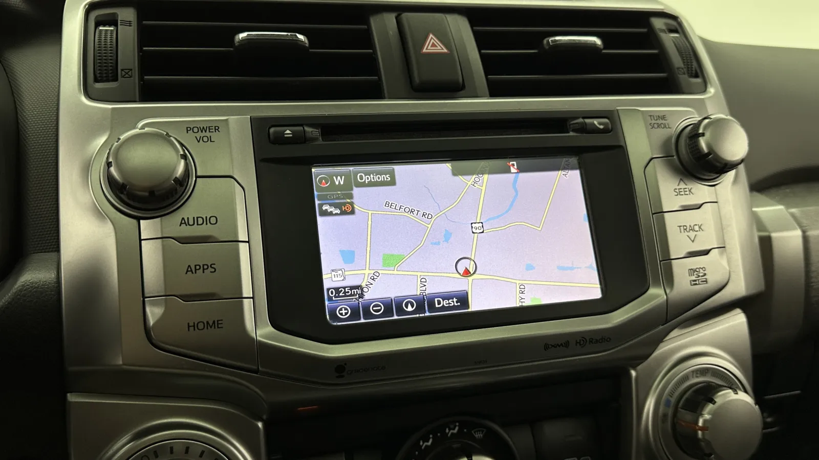 Toyota 4Runner photo 24