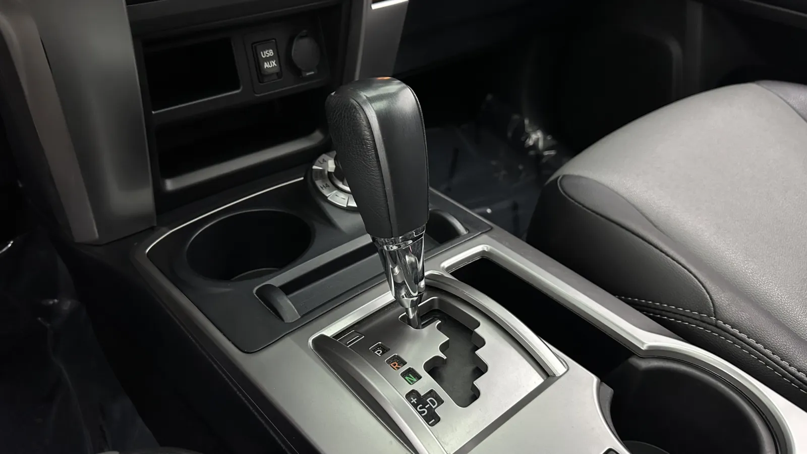 Toyota 4Runner photo 16