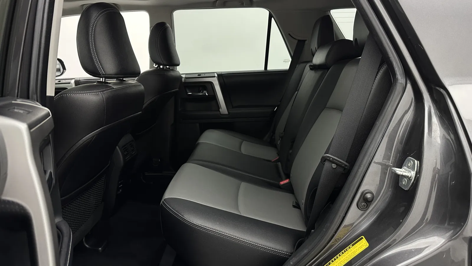 Toyota 4Runner photo 25