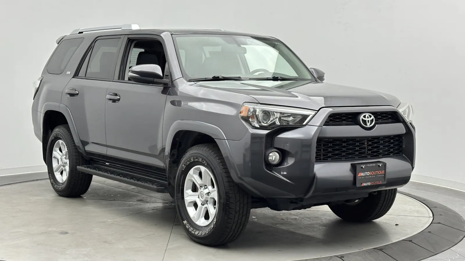 Toyota 4Runner photo 3