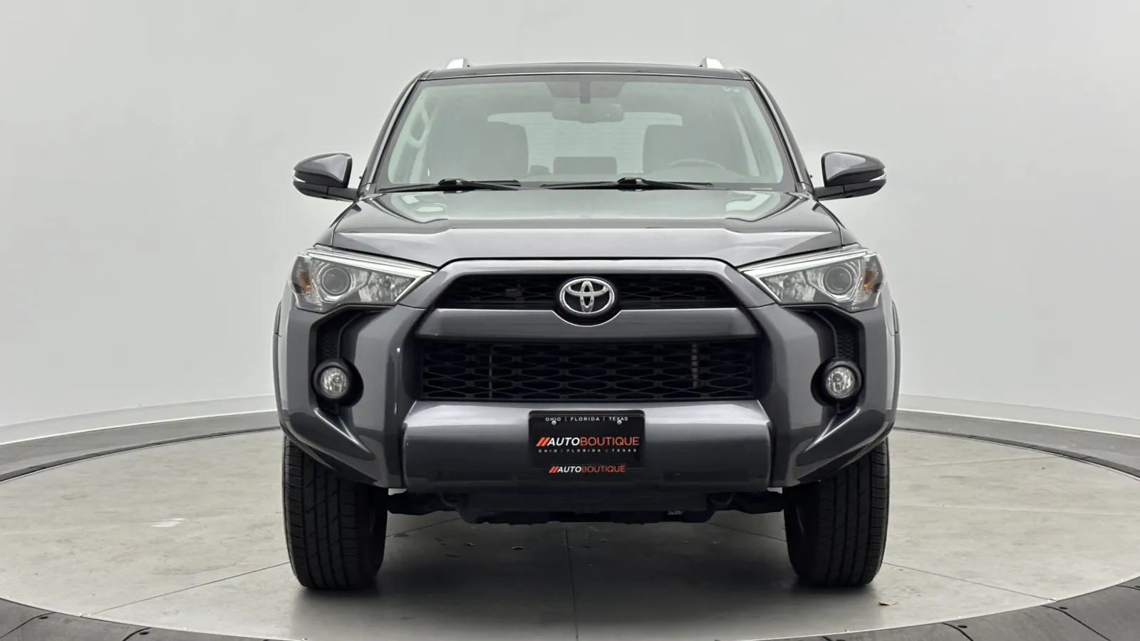 Toyota 4Runner photo 2