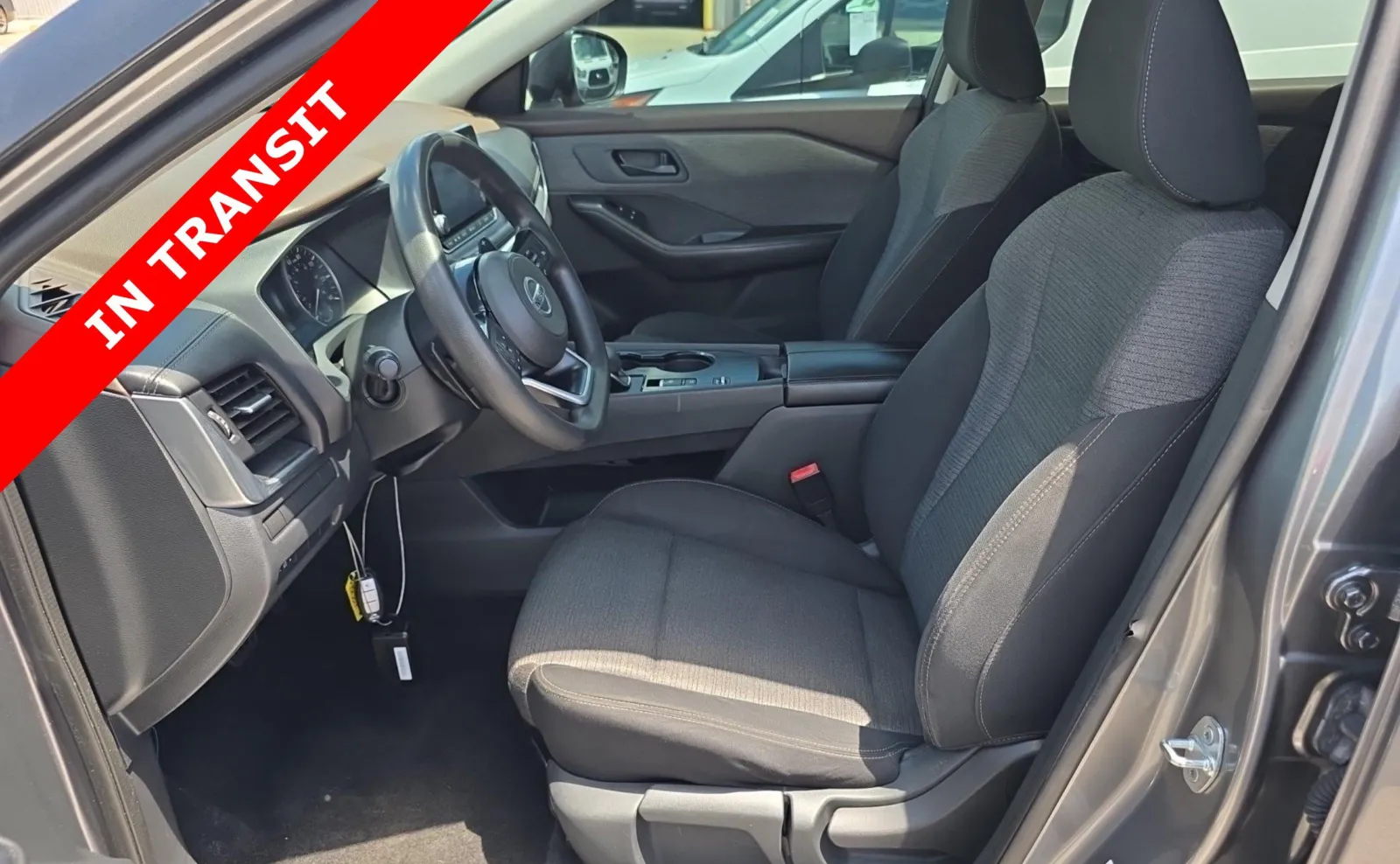 Nissan Rogue photo 6