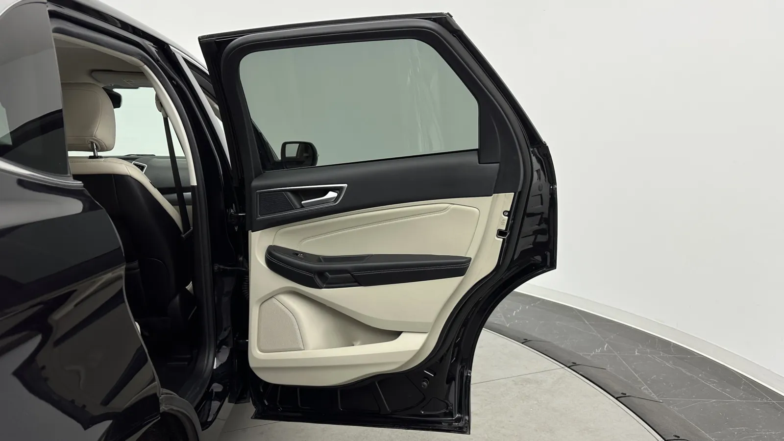 Ford Edge photo 27