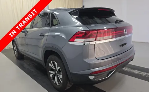 More photos of 2024 Volkswagen Atlas Cross Sport 2.0T SE at Auto Boutique Florida, FL