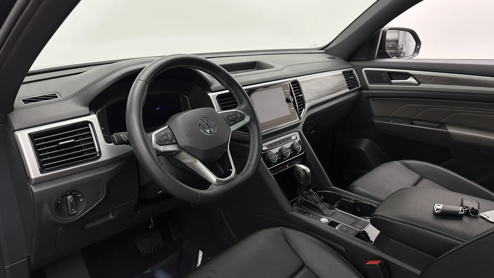 Volkswagen Atlas Cross Sport photo 11