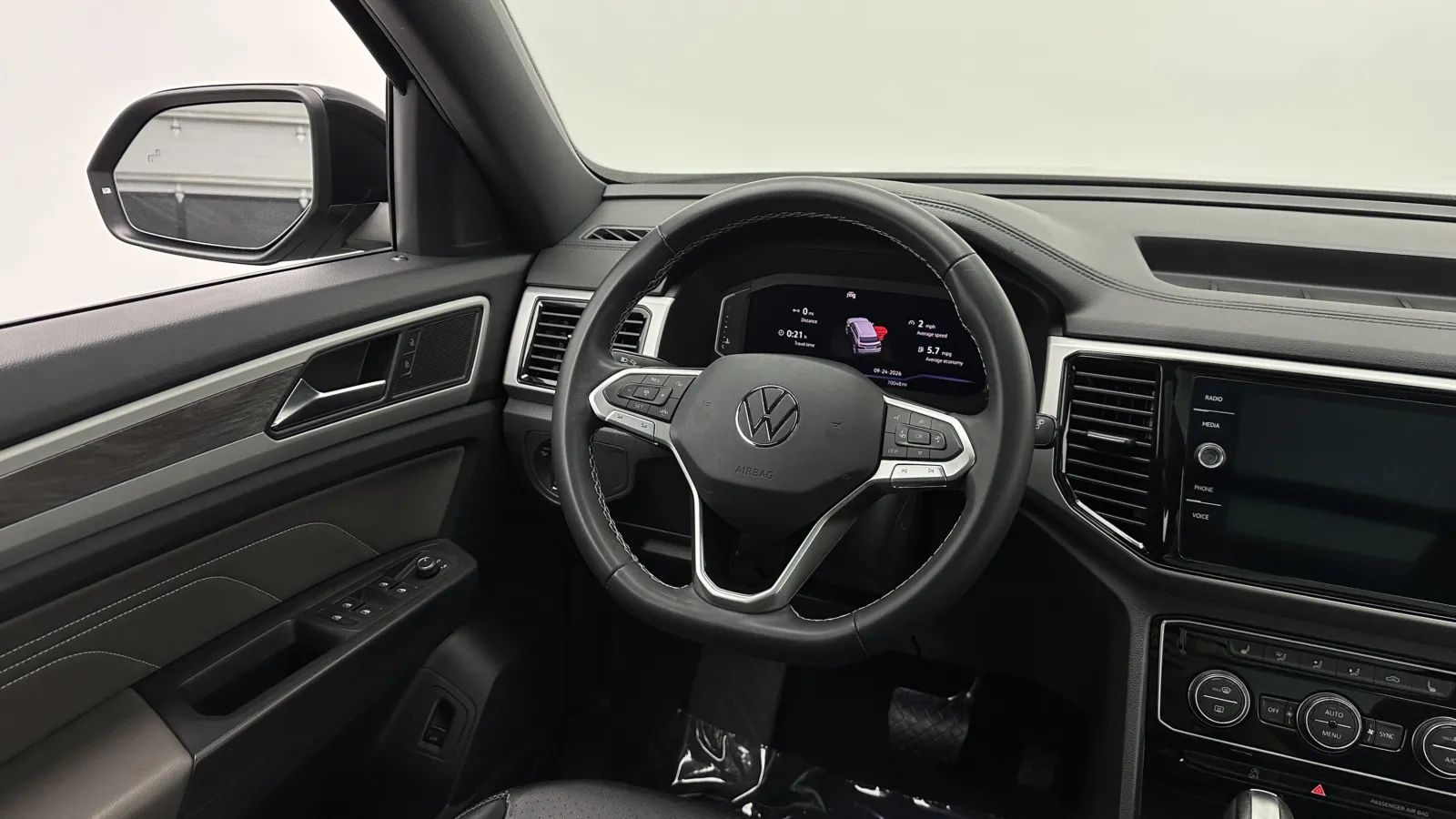 Volkswagen Atlas Cross Sport photo 30