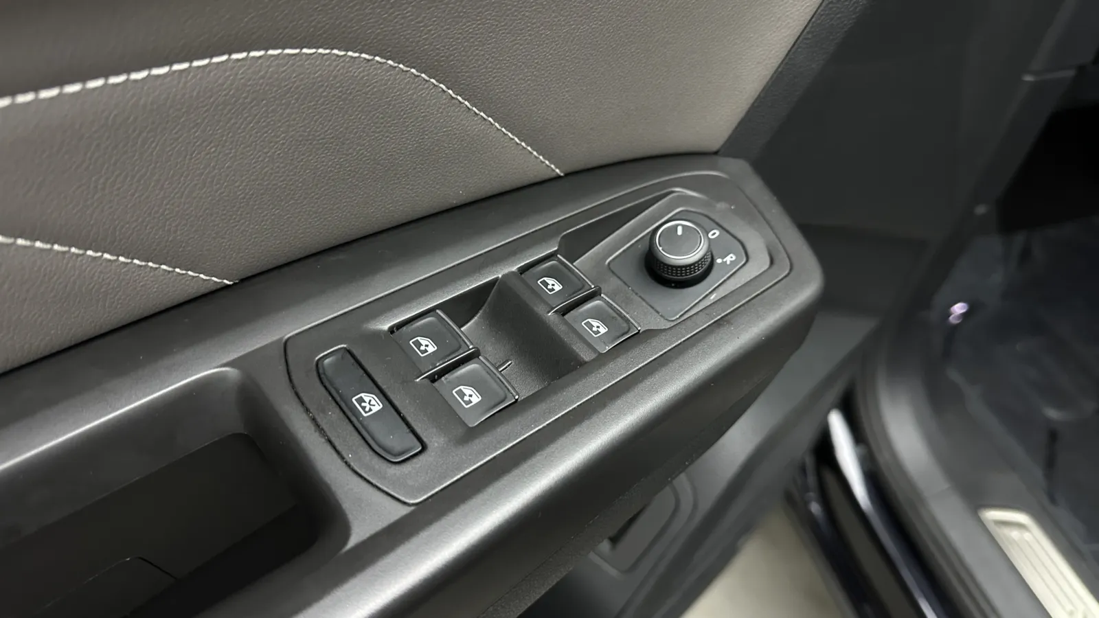 Volkswagen Atlas Cross Sport photo 12
