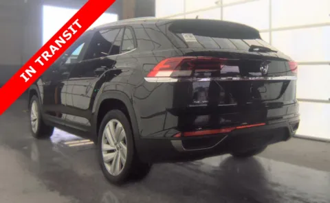 More photos of 2023 Volkswagen Atlas Cross Sport 3.6L V6 SE w/Technology at Auto Boutique Florida, FL