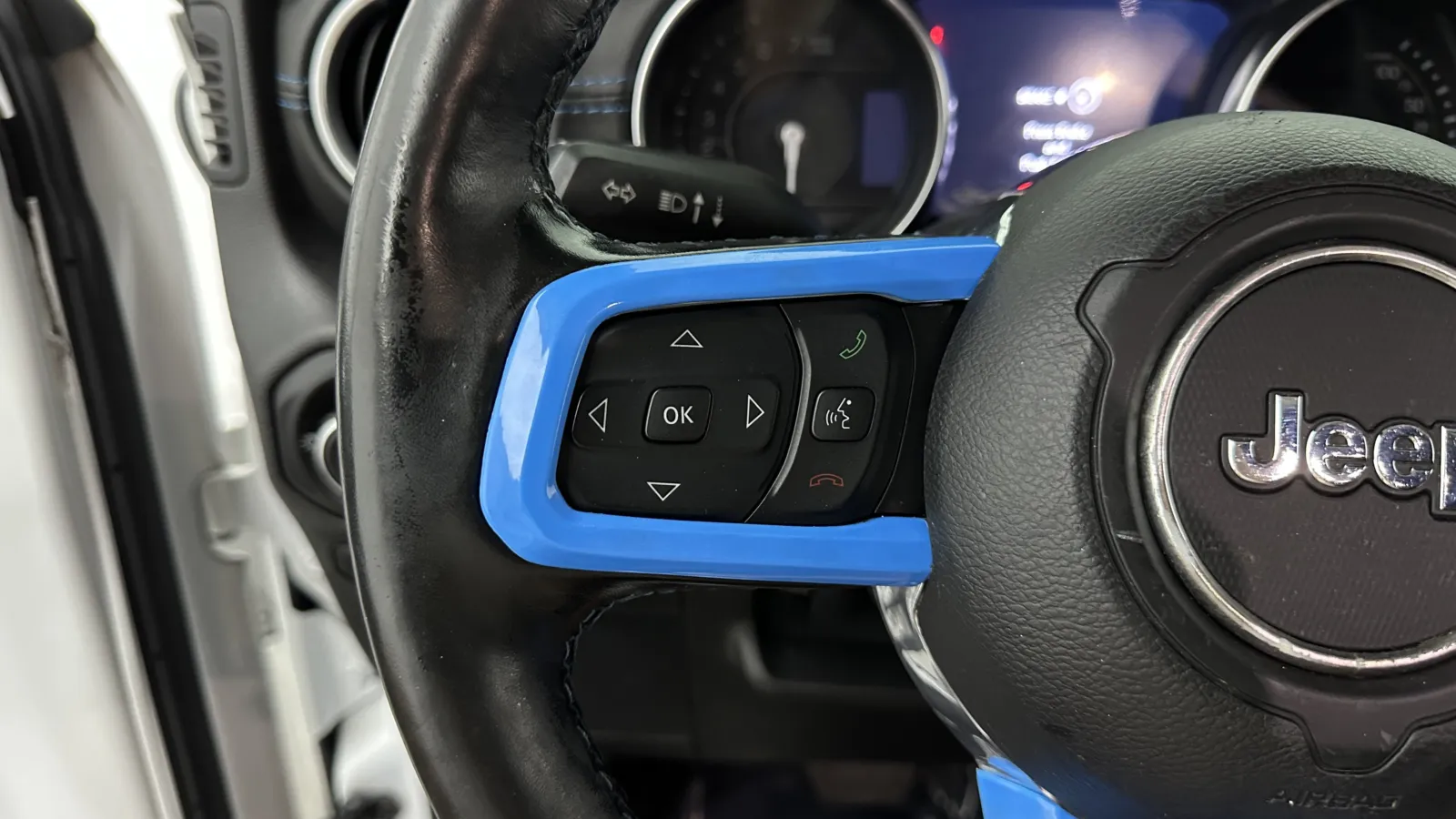 Jeep Wrangler photo 21