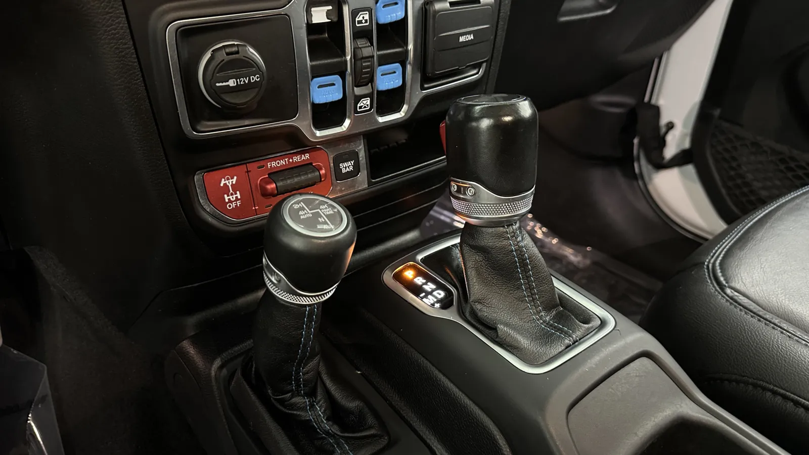 Jeep Wrangler photo 15