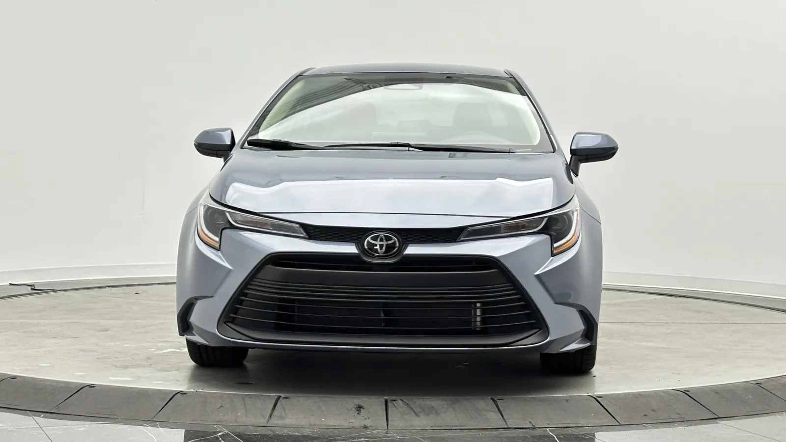 Toyota Corolla photo 2