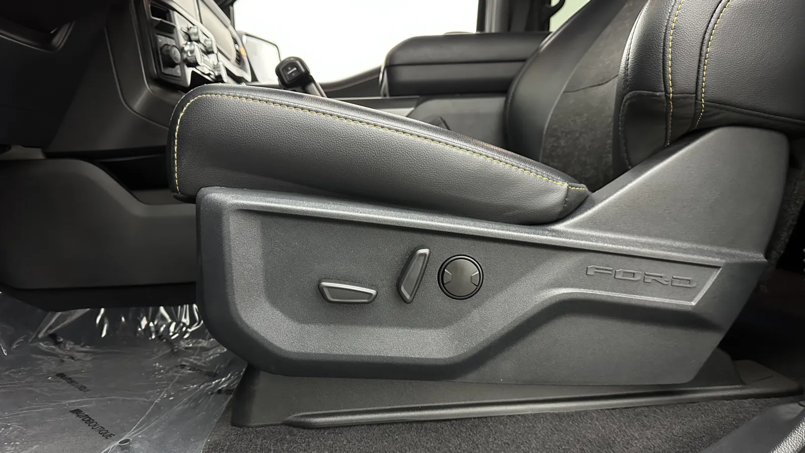 Ford F-150 photo 16