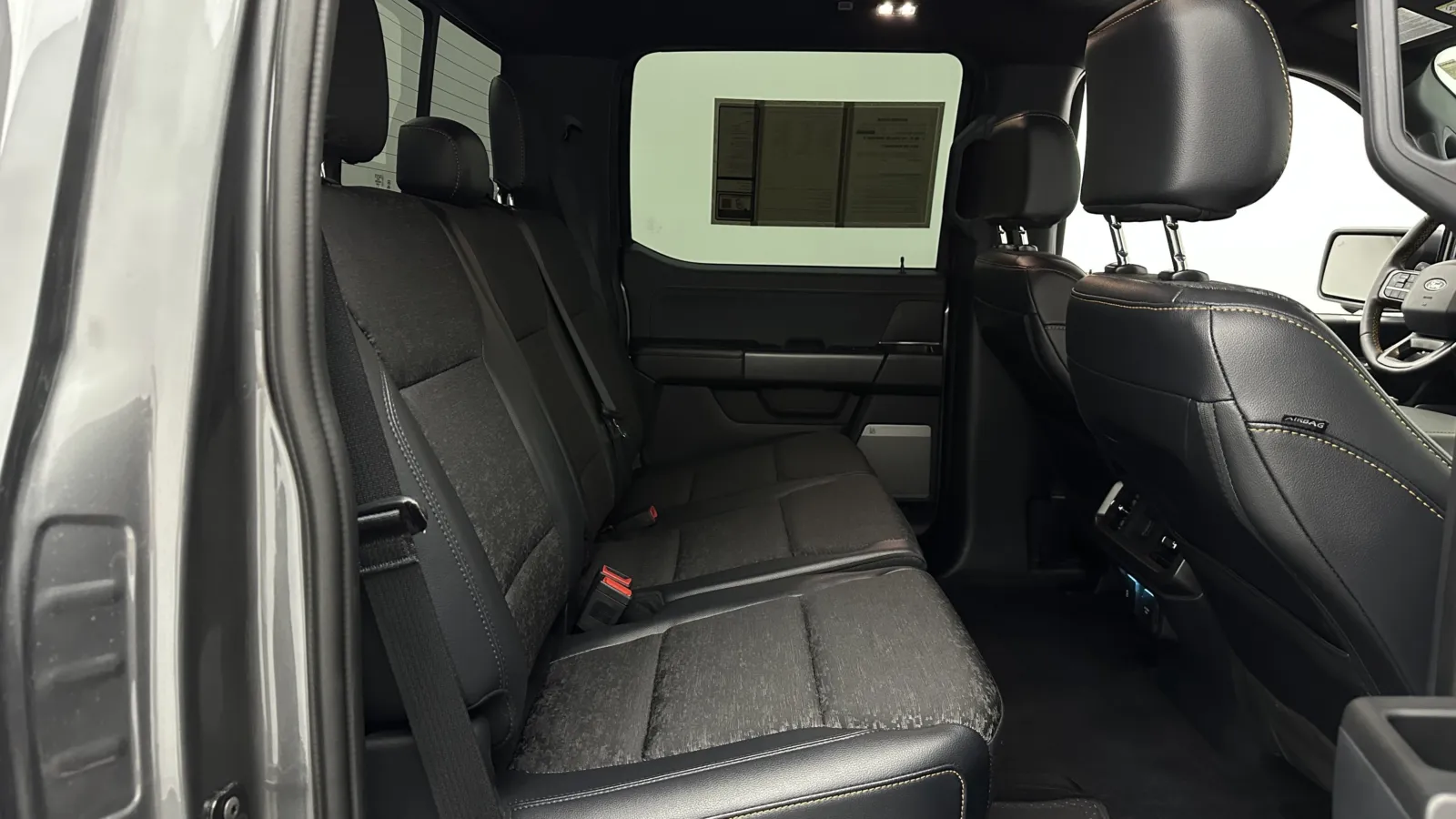Ford F-150 photo 37
